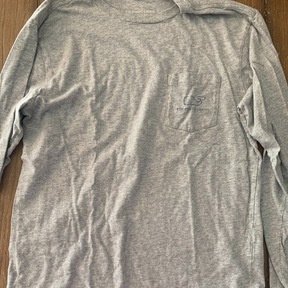 Vineyard Vines Unisex Size Small Classic Long Sleeve Logo Shirt w/pocket
